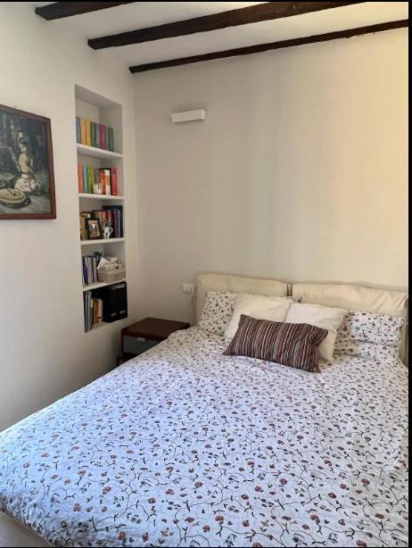 Cozy One Bedroom Apartment In Milano, Brera Kültér fotó