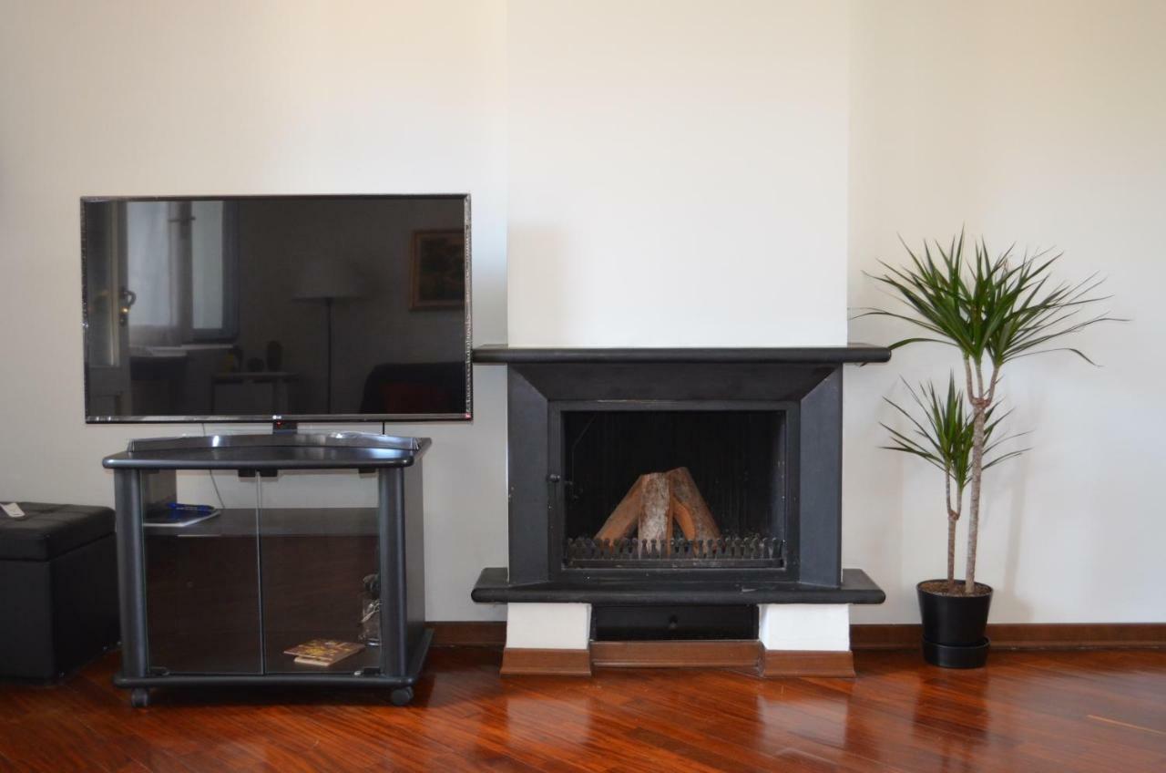 Cozy One Bedroom Apartment In Milano, Brera Kültér fotó